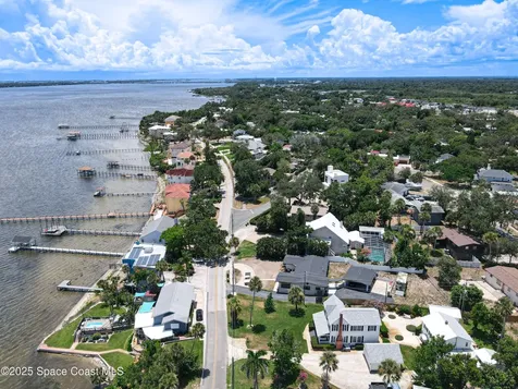 2811 Indian River Drive Cocoa FL 32922