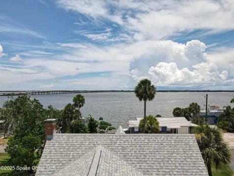 2811 Indian River Drive Cocoa FL 32922