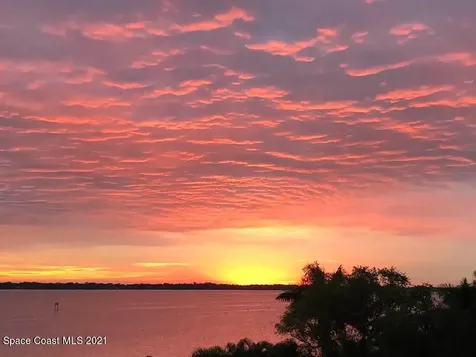 2811 Indian River Drive Cocoa FL 32922