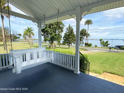 2811 Indian River Drive Cocoa FL 32922