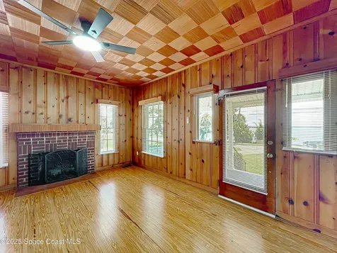 2811 Indian River Drive Cocoa FL 32922