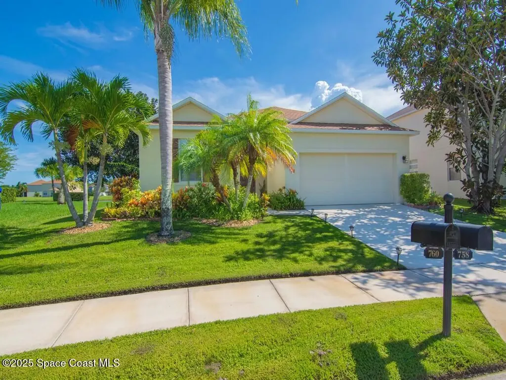758 Carriage Lake Way Vero Beach FL 32968