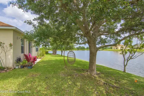 758 Carriage Lake Way Vero Beach FL 32968