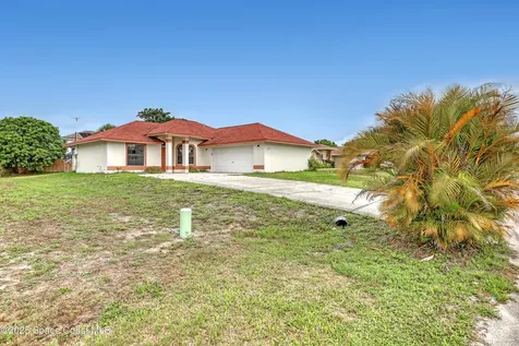 1658 Canon Avenue NW Palm Bay FL 32907