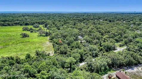 4300 Burkholm Road Mims FL 32754