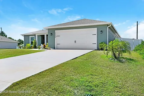 1530 Depew Street SE Palm Bay FL 32909
