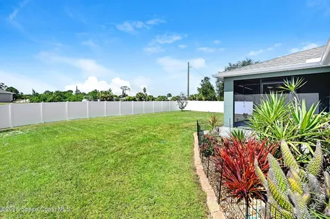 1530 Depew Street SE Palm Bay FL 32909