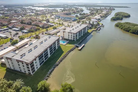 200 S Banana River Boulevard Cocoa Beach FL 32931