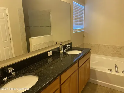 491 Easton Forest Circle SE Palm Bay FL 32909