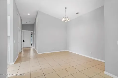 446 Lexington Avenue SW Vero Beach FL 32962