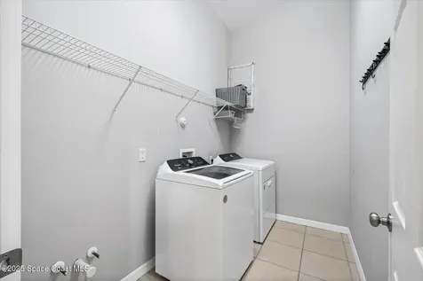 446 Lexington Avenue SW Vero Beach FL 32962