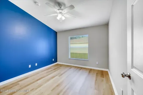 446 Lexington Avenue SW Vero Beach FL 32962
