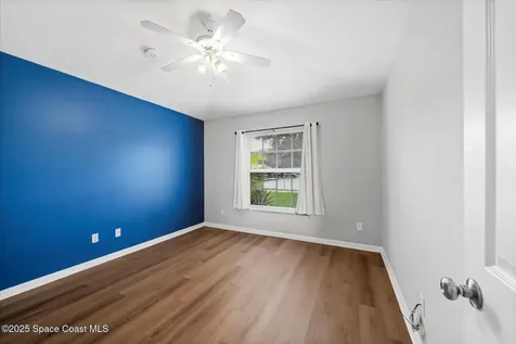446 Lexington Avenue SW Vero Beach FL 32962