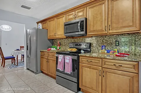 1637 Kanabec Avenue NW Palm Bay FL 32907