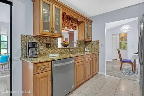 1637 Kanabec Avenue NW Palm Bay FL 32907