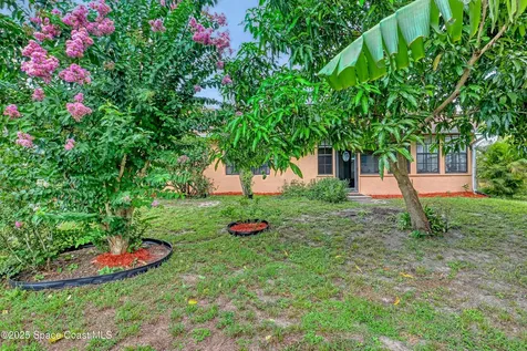 1637 Kanabec Avenue NW Palm Bay FL 32907