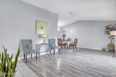 1637 Kanabec Avenue NW Palm Bay FL 32907