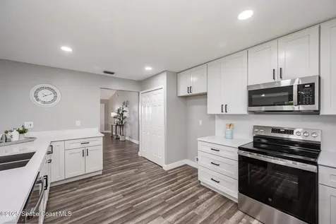 127 Friar Court Sebastian FL 32958