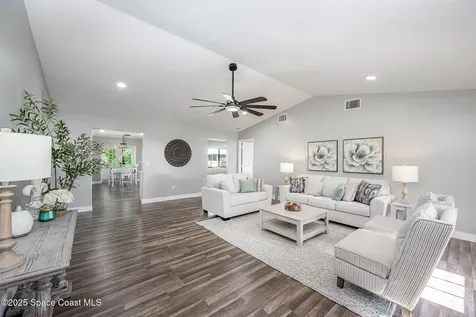 127 Friar Court Sebastian FL 32958