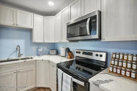 513 & 515 Ronnie Drive Indian Harbour Beach FL 32937