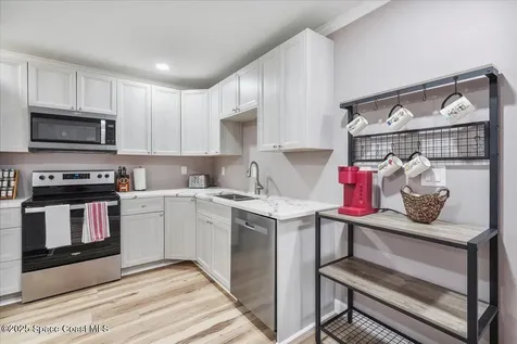 513 & 515 Ronnie Drive Indian Harbour Beach FL 32937