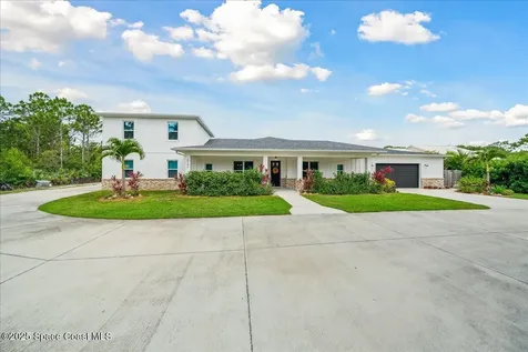 6190 Brabrook Avenue Grant FL 32949
