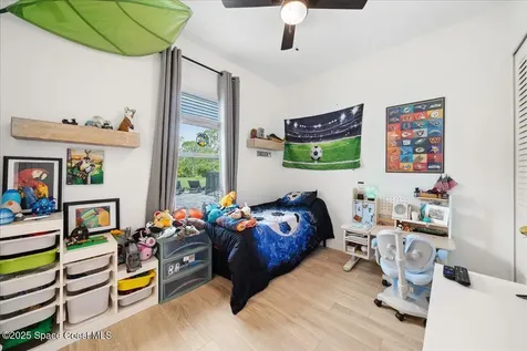 6190 Brabrook Avenue Grant FL 32949