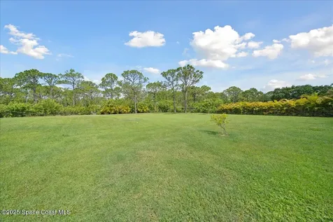 6190 Brabrook Avenue Grant FL 32949