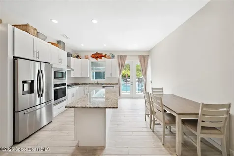 6190 Brabrook Avenue Grant FL 32949