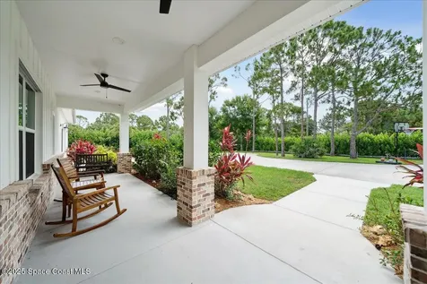 6190 Brabrook Avenue Grant FL 32949