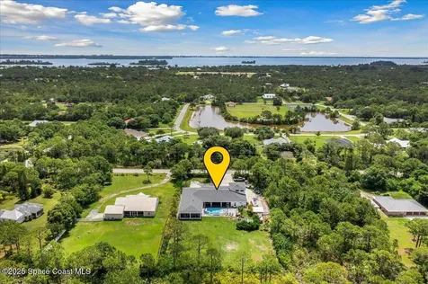 6190 Brabrook Avenue Grant FL 32949