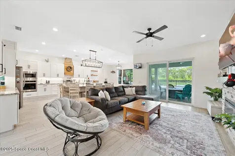6190 Brabrook Avenue Grant FL 32949