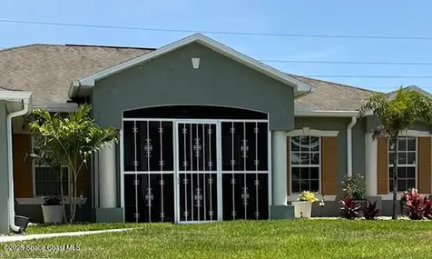 1007 Lamplighter Drive NW Palm Bay FL 32907