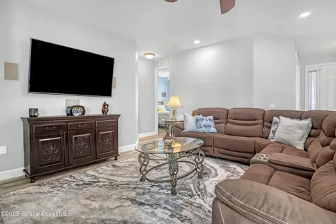 1007 Lamplighter Drive NW Palm Bay FL 32907