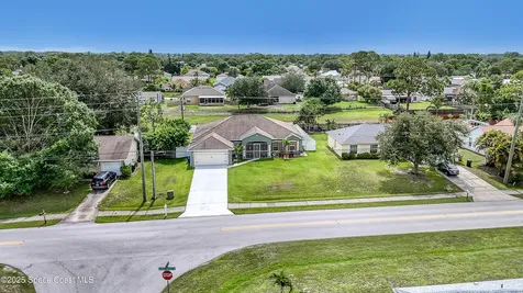 1007 Lamplighter Drive NW Palm Bay FL 32907