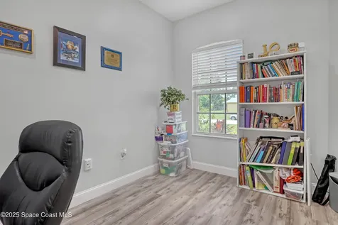 1007 Lamplighter Drive NW Palm Bay FL 32907