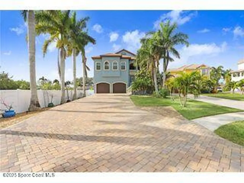 541 Treviso Drive Apollo Beach FL 33572