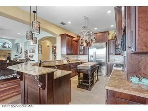 541 Treviso Drive Apollo Beach FL 33572