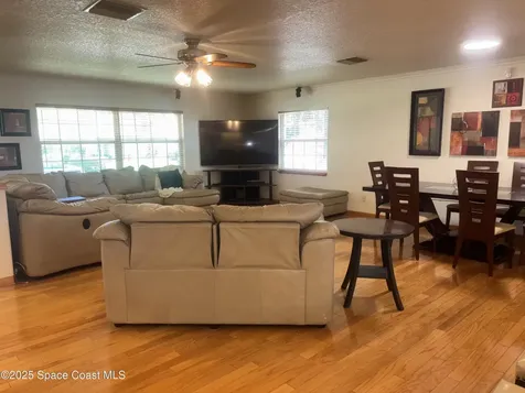 8632 Tarragon Drive Orlando FL 32825