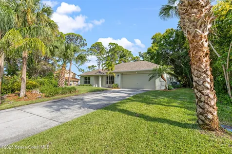 1761 Fowler Drive Merritt Island FL 32952