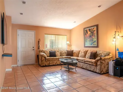 1277 S Orlando Avenue Cocoa Beach FL 32931