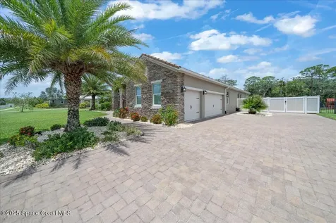 4357 Preservation Circle Melbourne FL 32934