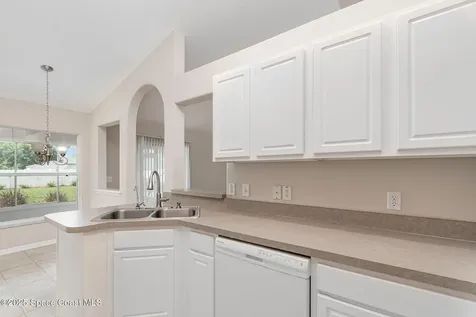 13206 Biscayne Drive Grand Island FL 32735