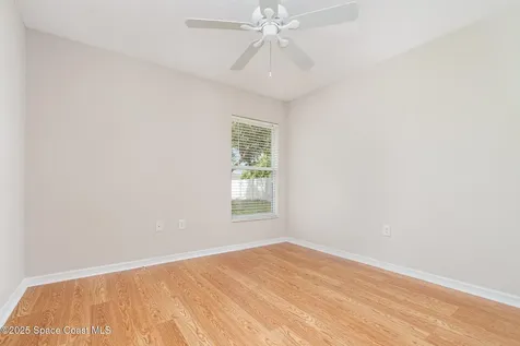 13206 Biscayne Drive Grand Island FL 32735