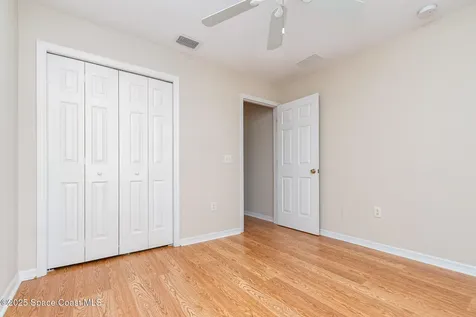 13206 Biscayne Drive Grand Island FL 32735