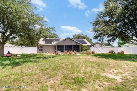 13206 Biscayne Drive Grand Island FL 32735