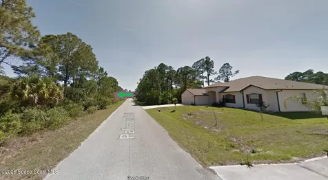 2805 Palisades Drive SE Palm Bay FL 32909