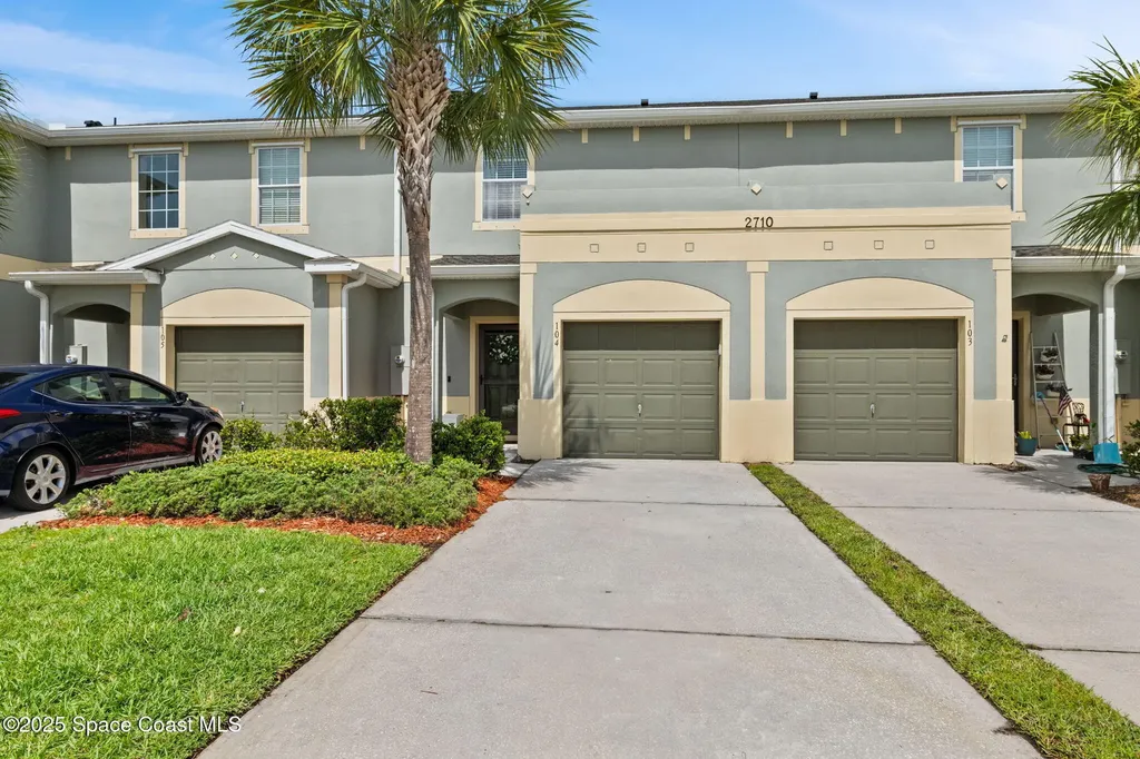 2710 Revolution Street Melbourne FL 32935
