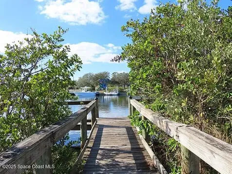 1325 Johns Circle Merritt Island FL 32952