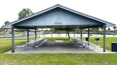 1325 Johns Circle Merritt Island FL 32952